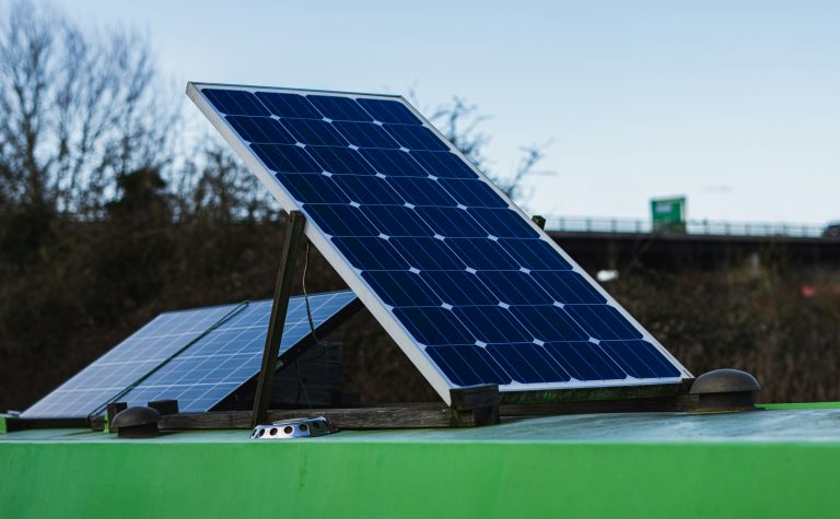 Apa itu PLTS Off-Grid?