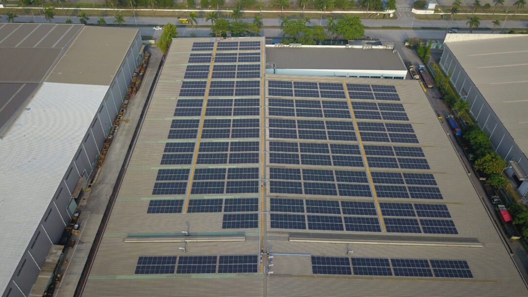 Panel Surya LONGi