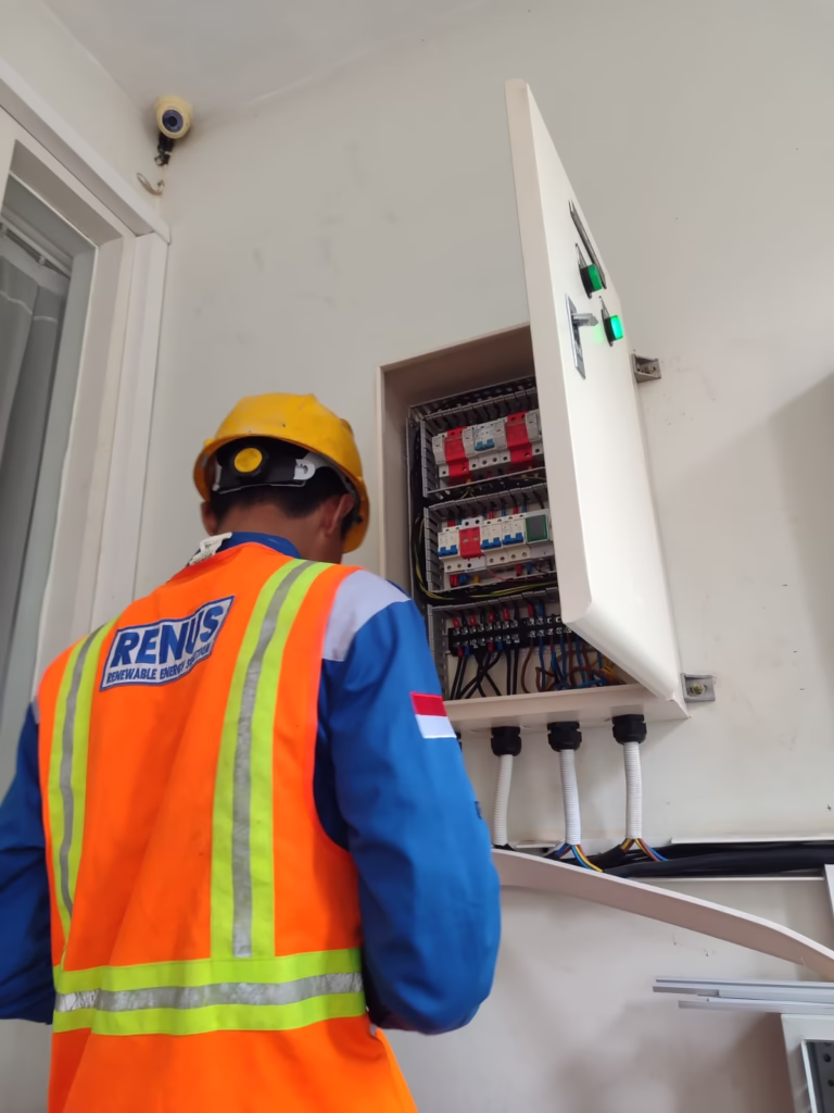 Cara Mudah Memulai Penggunaan PLTS di Rumah