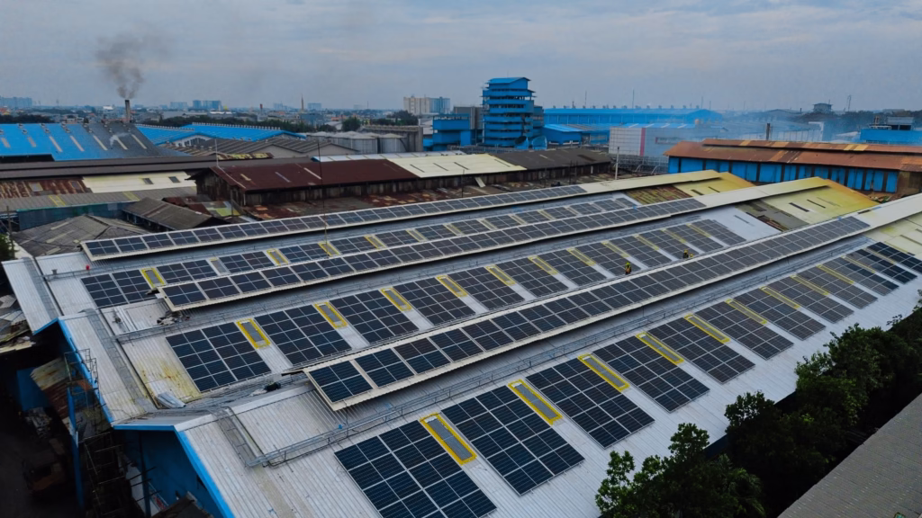 jasa pasang PLTS industri Surabaya